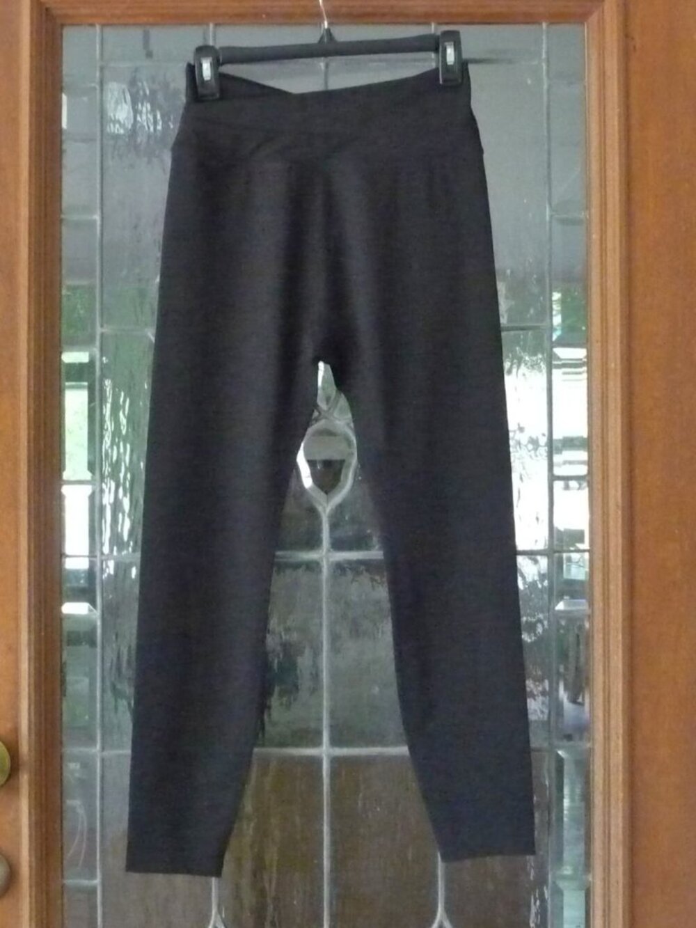 HALARA SIZE LARGE BLACK LEGGINGS